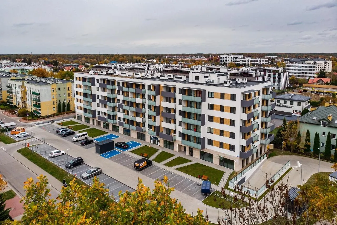 Warsaw Apartments White 0*,