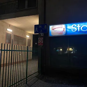 Апартаменты Zwykle Mieszkanie Na Wilenska, Trzy Przystanki Do Starego Miasta,dwa Przystanki Do Szpitala Praskiego, Варшава