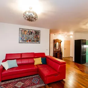 Stunning Apartment. Garage. Security. Mokotow Area Apartment